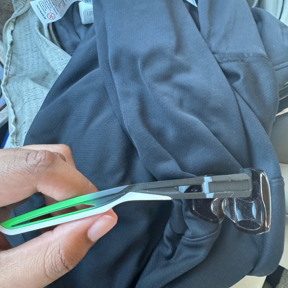 Balenciaga Black Sunglasses Case - Picture 5 of 6